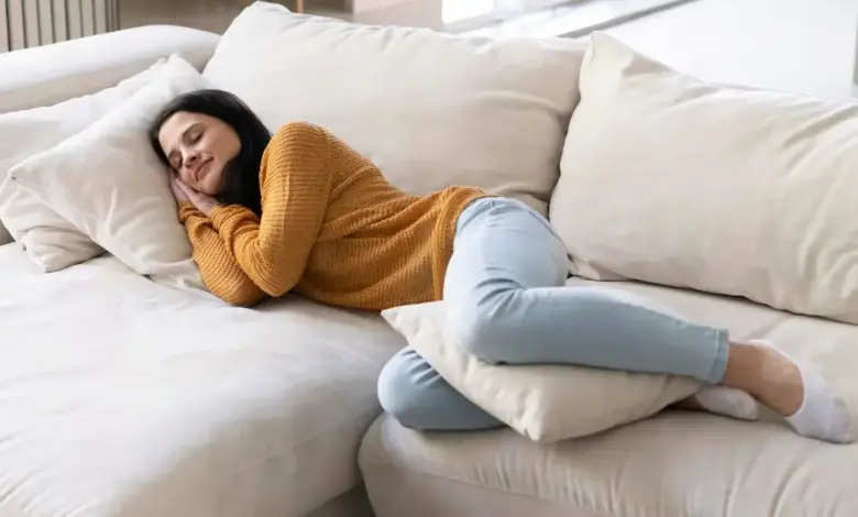 Como dormir após cirurgia no joelho