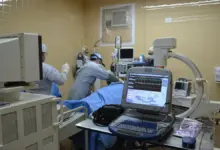 Como é a cirurgia de ligamento cruzado posterior