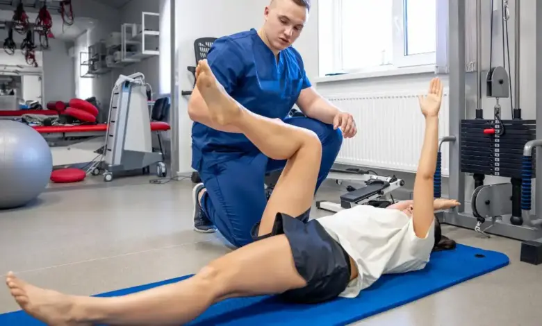 Curar estiramento no joelho