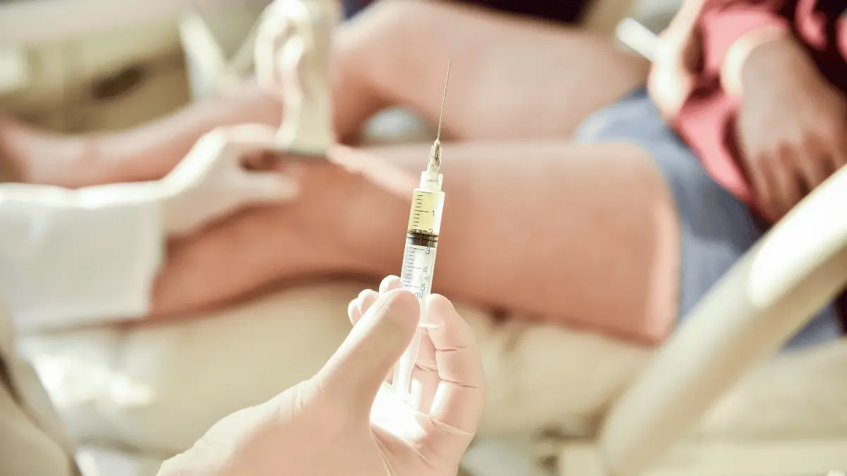 Infiltração no joelho tem anestesia