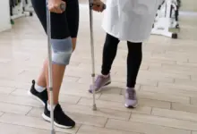 Qual melhor idade para colocar prótese de joelho
