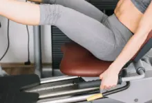 O que é bom para fortalecer o ligamento do joelho